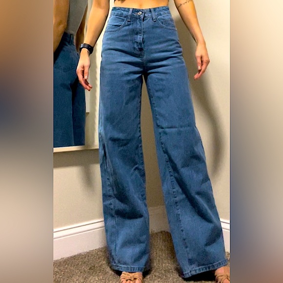 Perfect Wide Leg Jeans - Picture 2 of 9